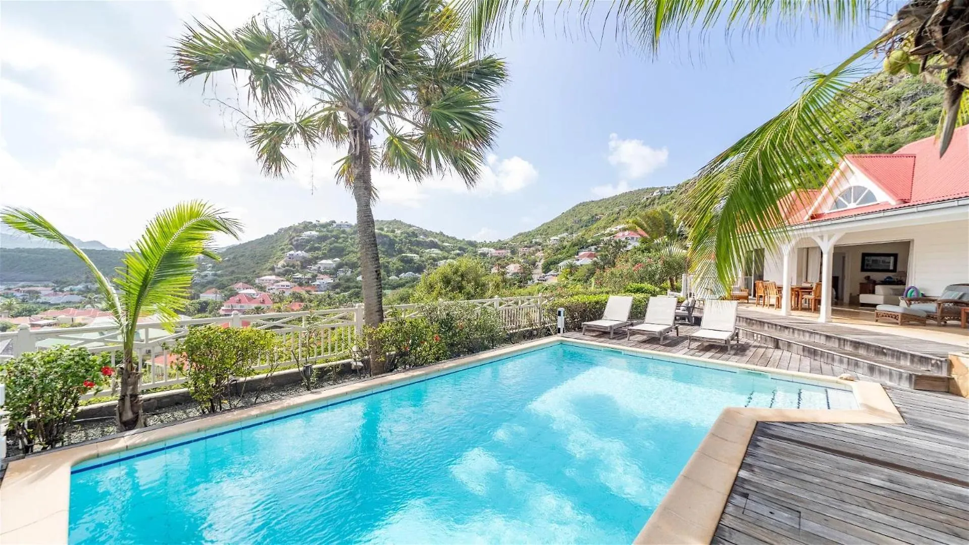Villa Oceanfront Caribbean Oasis with Romantic Charm Gustavia