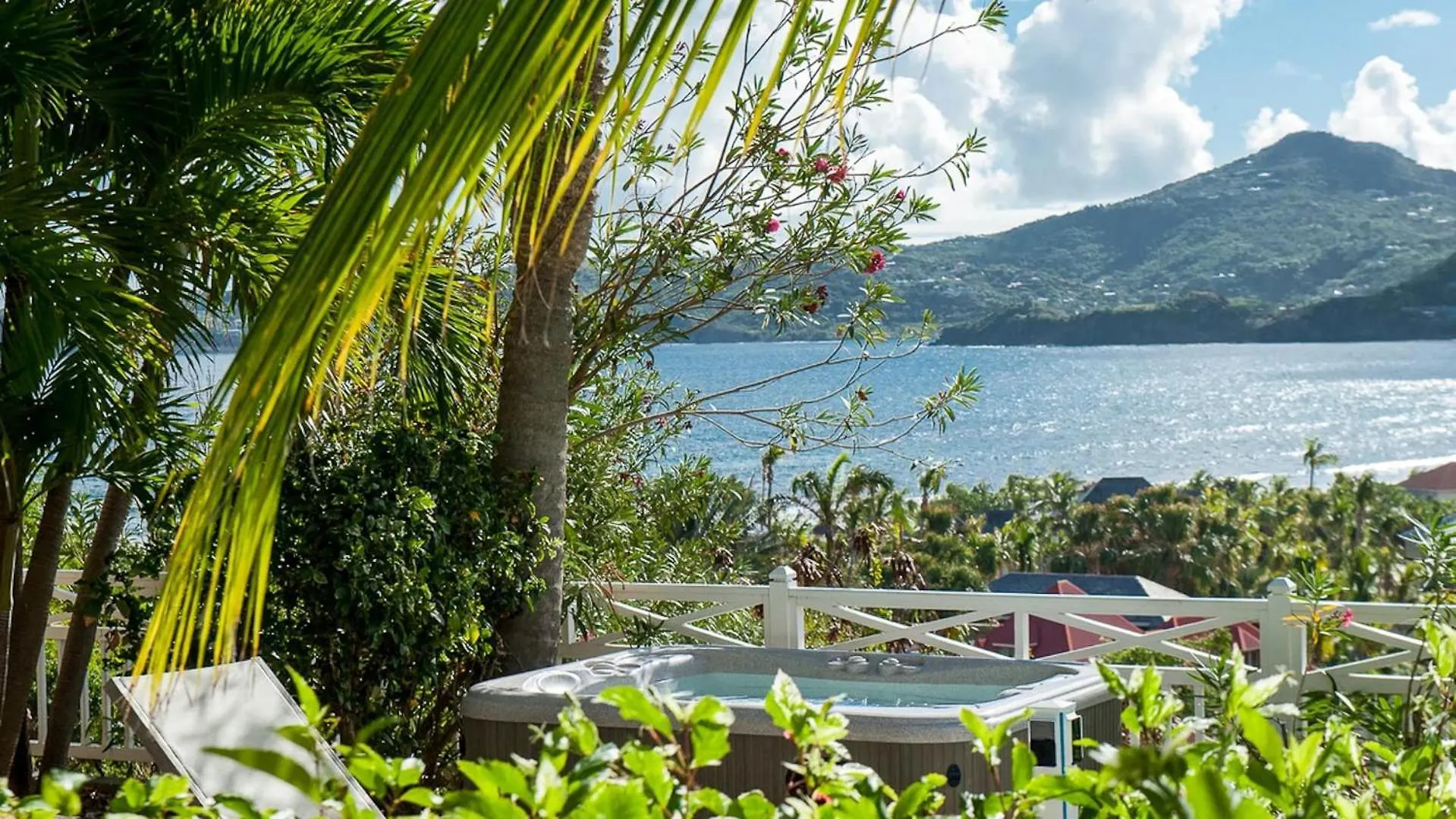 Villa Oceanfront Caribbean Oasis with Romantic Charm Gustavia