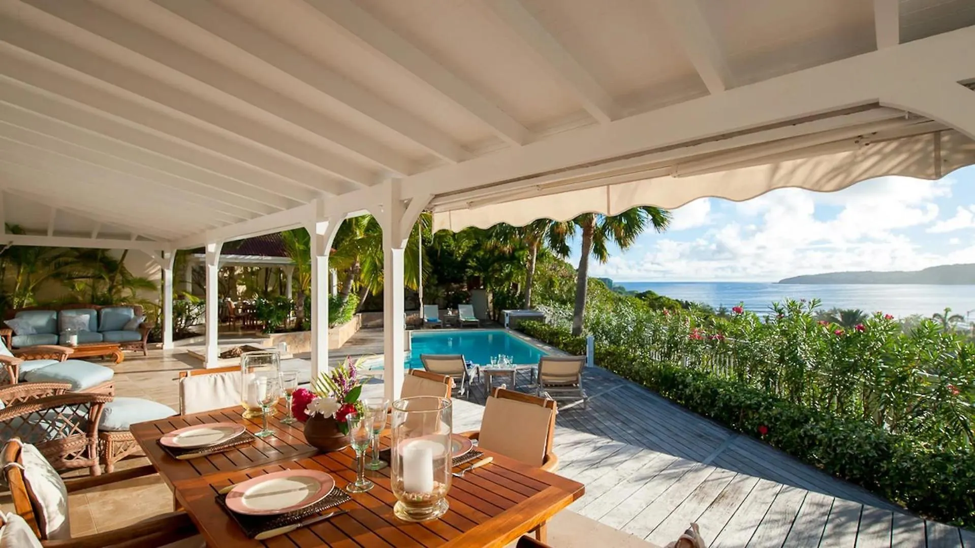 Villa Oceanfront Caribbean Oasis with Romantic Charm Gustavia