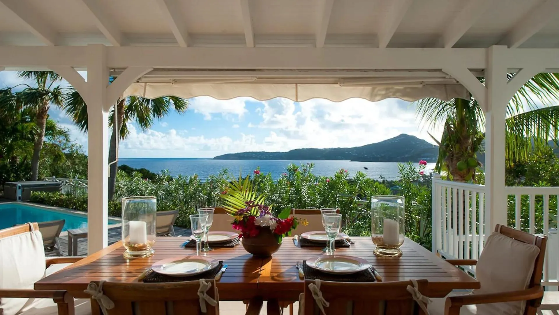 Villa Oceanfront Caribbean Oasis with Romantic Charm Gustavia